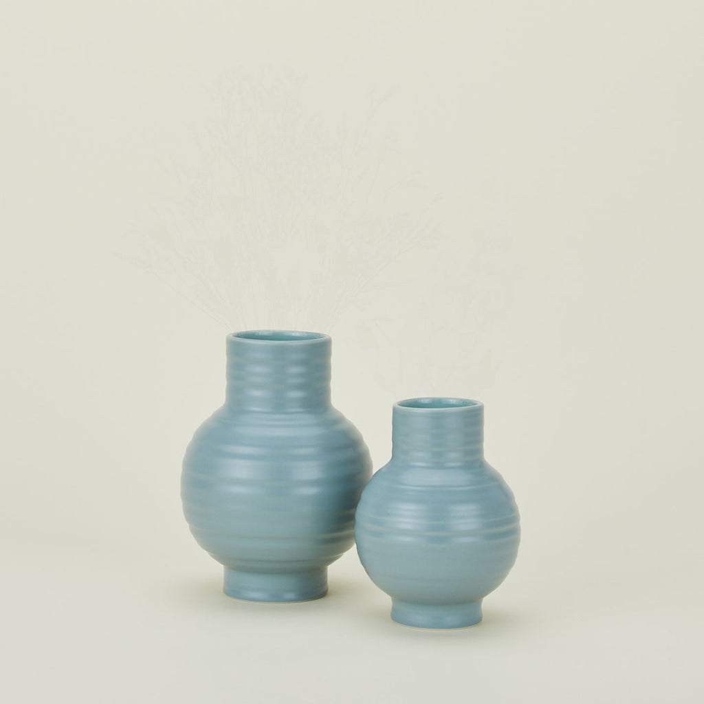🌸 Gift-Worthy | Soft Blue Ribbed Elegance | Timeless Ceramic Vase